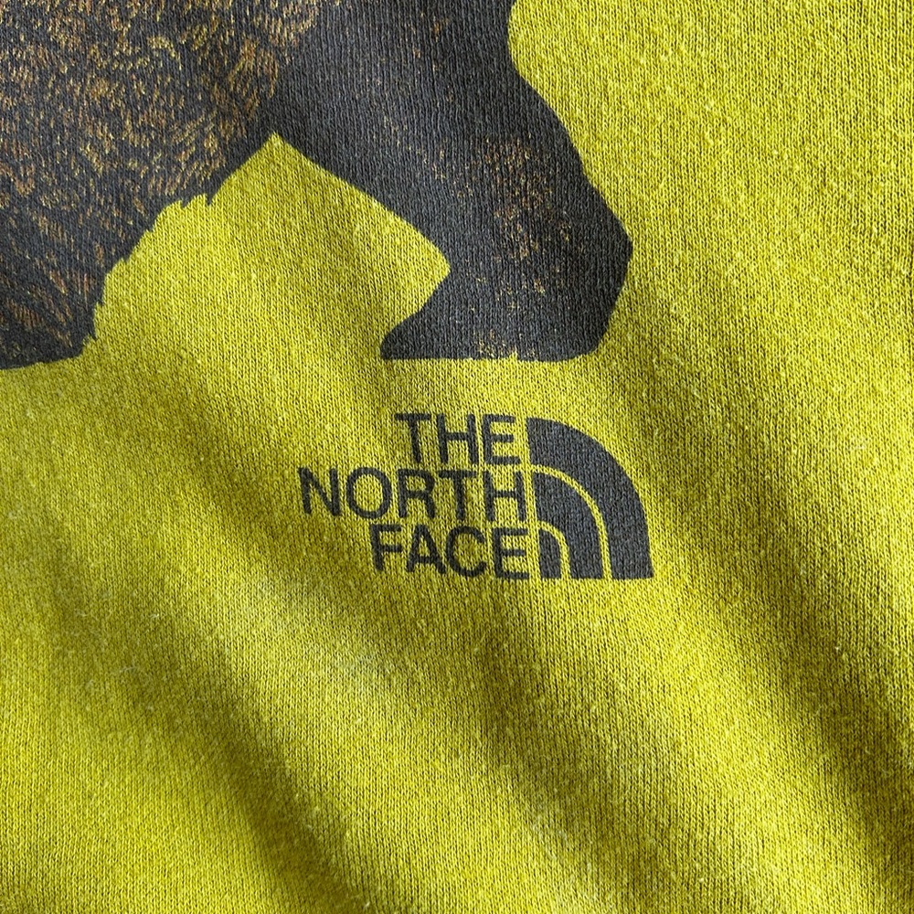 North Face Men’s Yellow Medium Sweatshirt - Picture 3 of 3